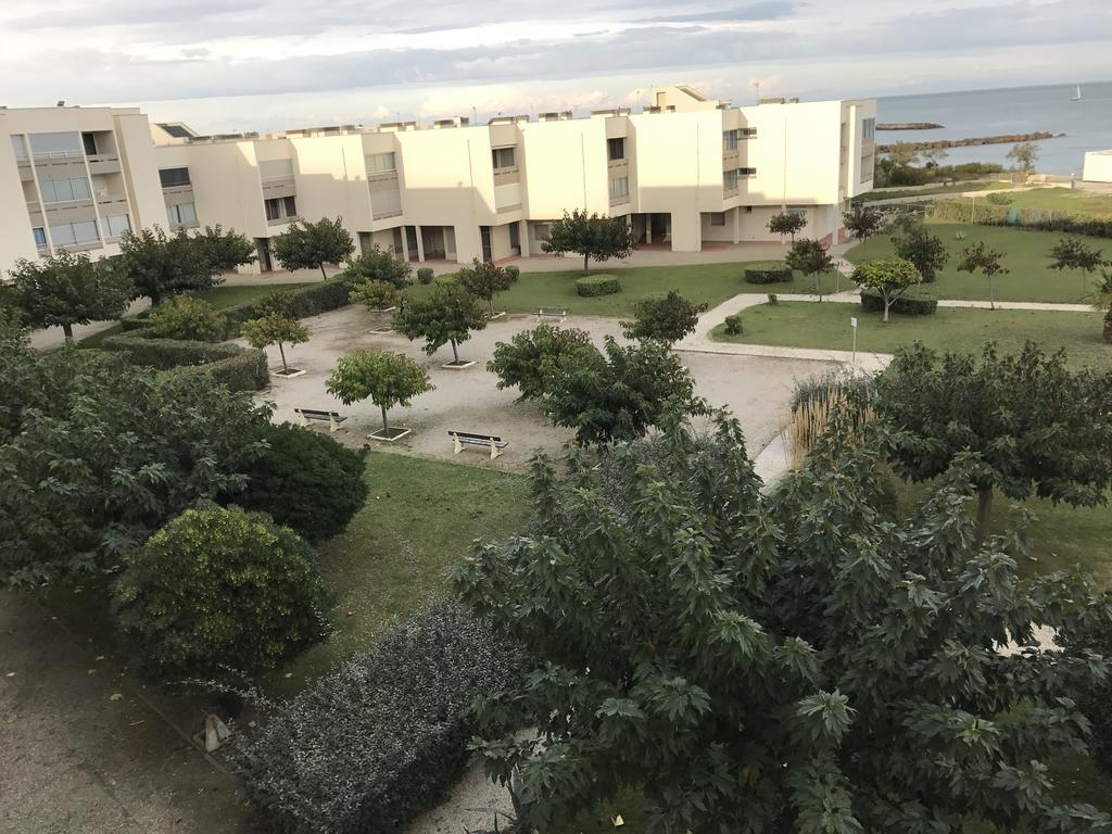 Res Port St.Ange Apartamento Le Barcarès Exterior foto